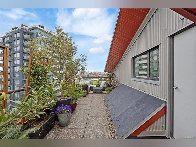 402-455 Sitkum Road, Victoria, BC, V9A 7N9 - 32