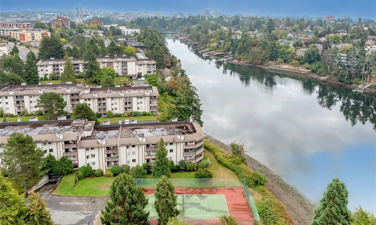 310-73 W Gorge Road