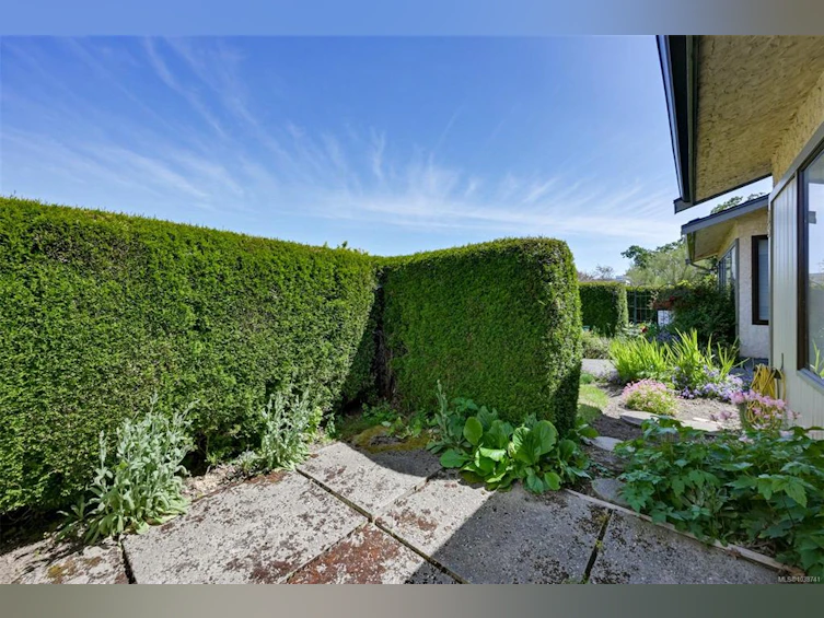15-3968 Cedar Hill Road, Saanich, BC, V8N 3B8 - 16