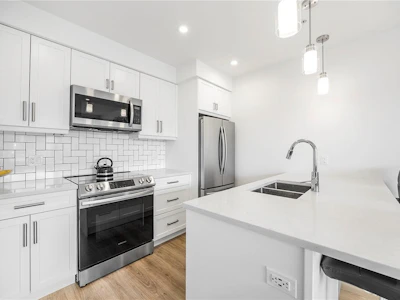 306-119 Haliburton Street - 2