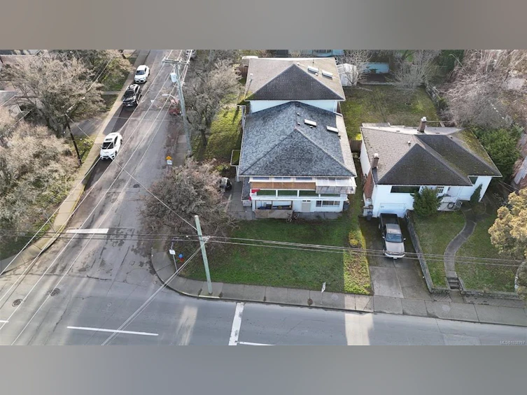 3176 Balfour Avenue, Victoria, BC, V9A 1S1 - 24