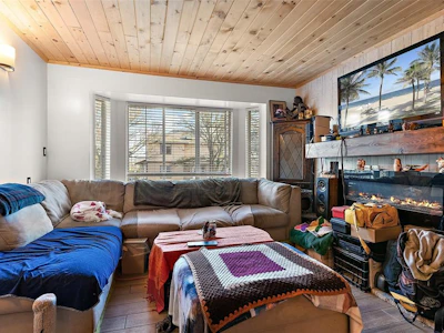 3176 Balfour Avenue - 5