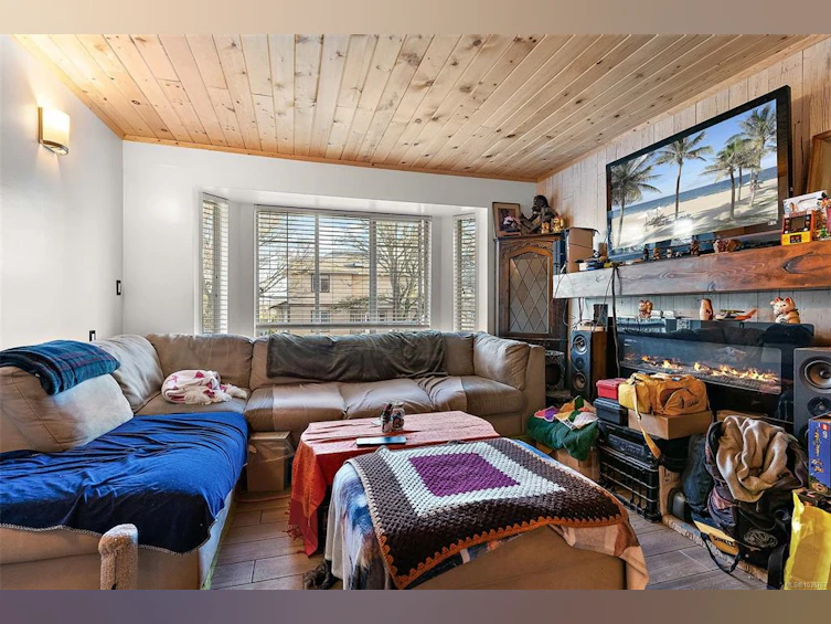 3176 Balfour Avenue, Victoria, BC, V9A 1S1 - 5