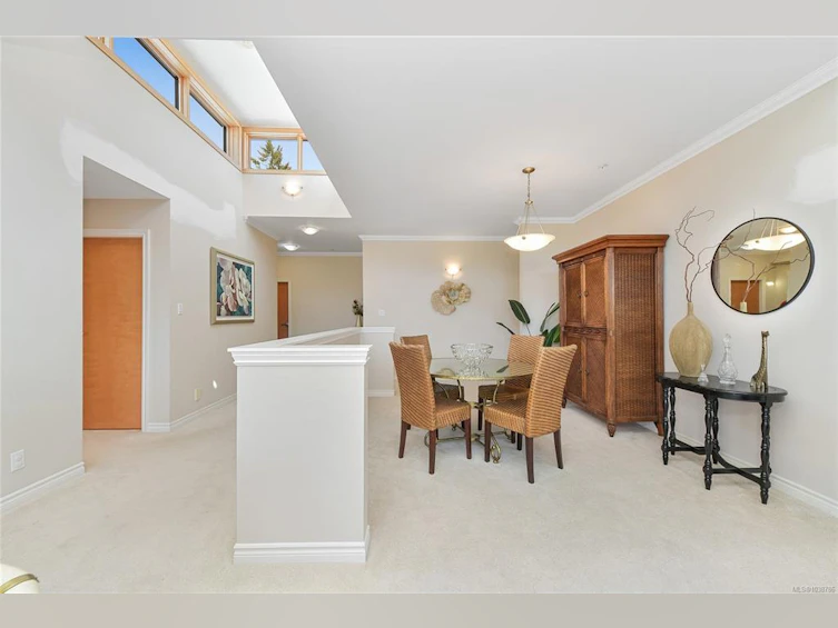 403-5327 Cordova Bay Road, Saanich, BC, V8Y 2L3 - 17