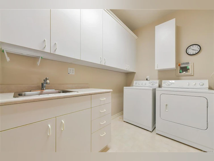 403-5327 Cordova Bay Road, Saanich, BC, V8Y 2L3 - 49