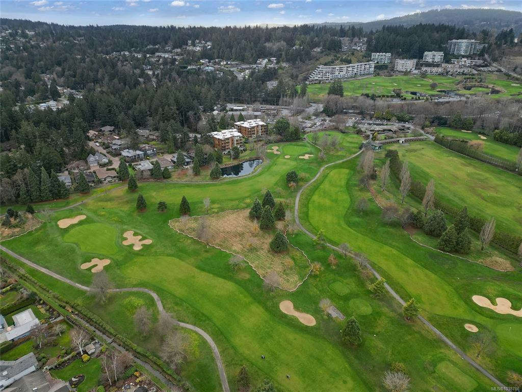403-5327 Cordova Bay Road, Saanich, BC, V8Y 2L3 - 2