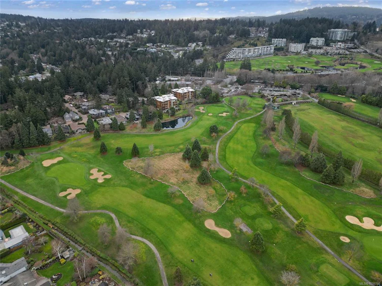 403-5327 Cordova Bay Road, Saanich, BC, V8Y 2L3 - 2