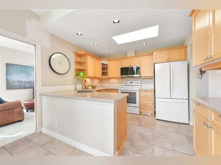 403-5327 Cordova Bay Road, Saanich, BC, V8Y 2L3 - 20