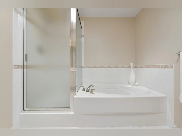 403-5327 Cordova Bay Road, Saanich, BC, V8Y 2L3 - 35