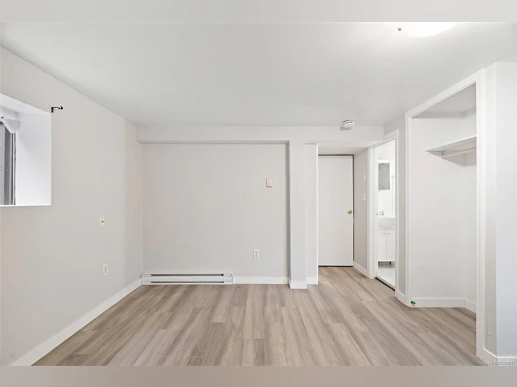 3020-3022 Donald Street, Saanich, BC, V9A 1Y2 - 55