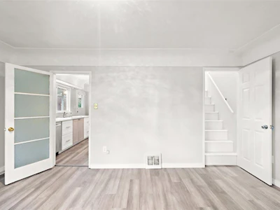 3020-3022 Donald Street - 4