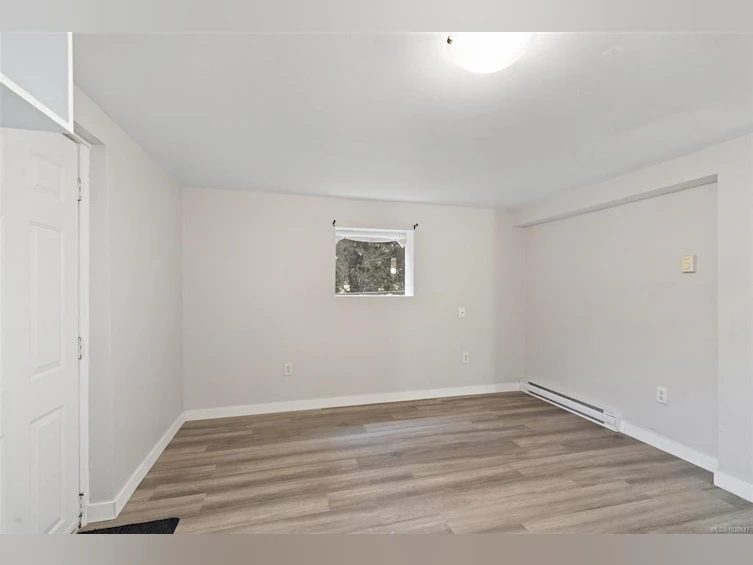 3020-3022 Donald Street, Saanich, BC, V9A 1Y2 - 54