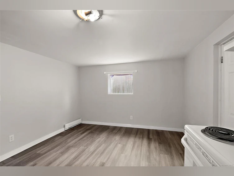 3020-3022 Donald Street, Saanich, BC, V9A 1Y2 - 30