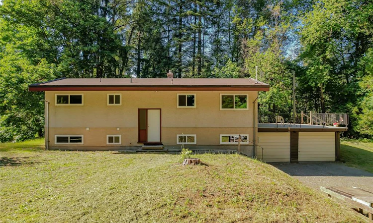 3246 Gibbins Road