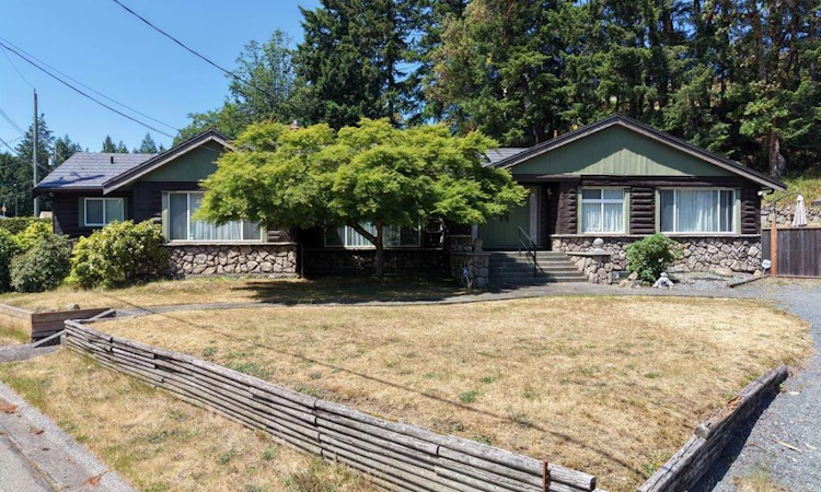 3604 Rockcliffe Drive