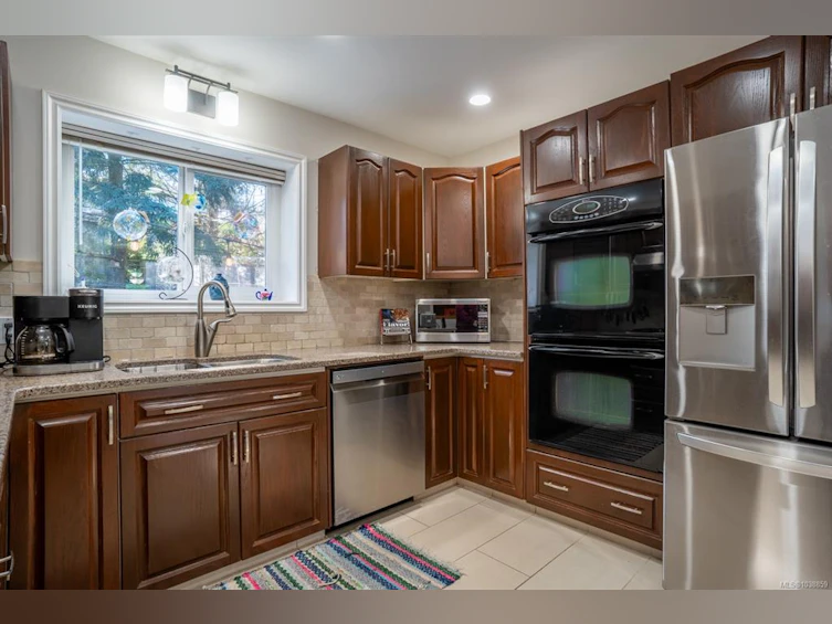 7465 Fernmar Road, Nanaimo, BC, V0R 2H0 - 7