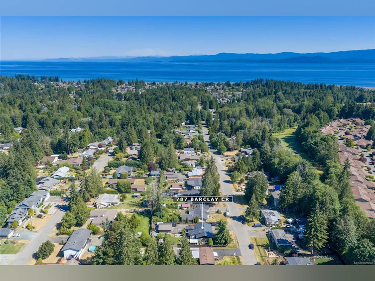 787 Barclay Crescent, French Creek, BC, V9P 1Z3 - 79