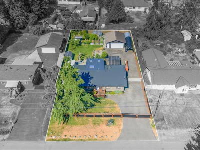 787 Barclay Crescent - 2