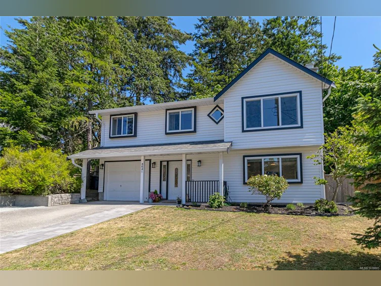 365 E Cotlow Road, Colwood, BC, V9C 3W8