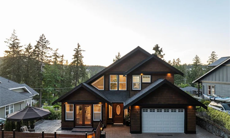 101 Gibraltar Bay Drive