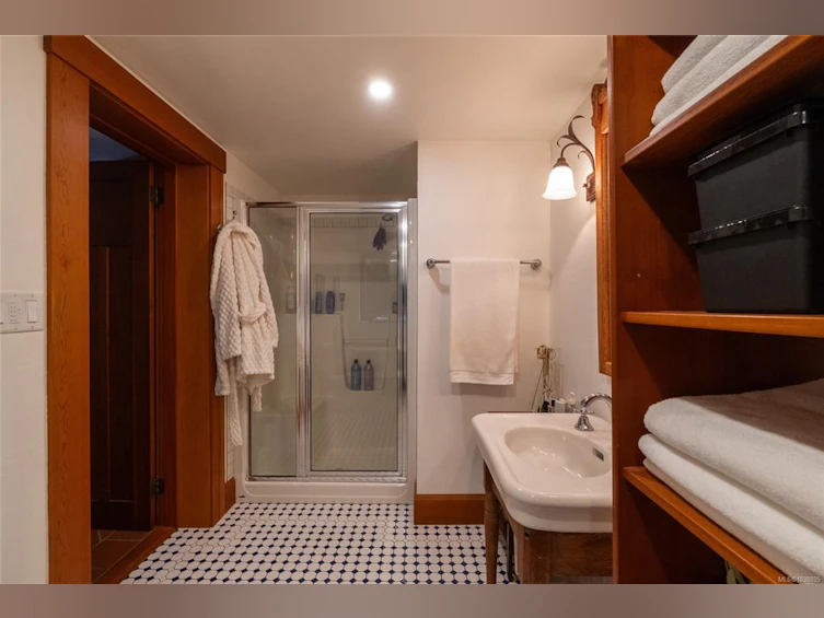 71 Linden Avenue, Victoria, BC, V8V 4C9 - 51