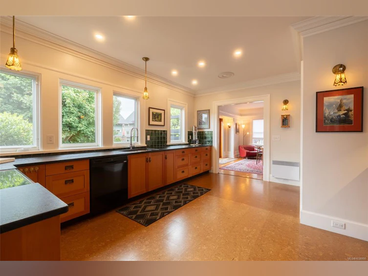 71 Linden Avenue, Victoria, BC, V8V 4C9 - 16