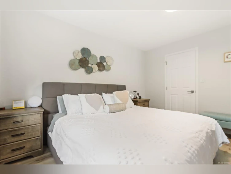6129 Glacier Way, Nanaimo, BC, V9T 6C8 - 34