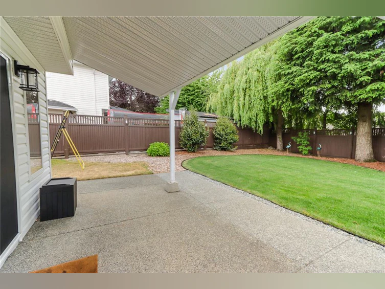 6129 Glacier Way, Nanaimo, BC, V9T 6C8 - 52
