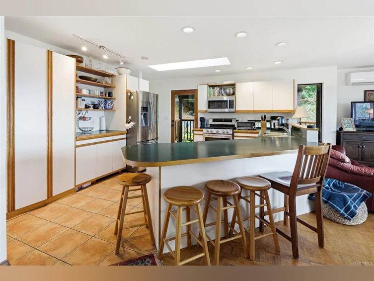 1691 Strathcona Heights Road, Shawnigan Lake, BC, V8H 2A9 - 11