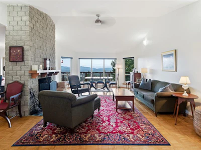 1691 Strathcona Heights Road - 5