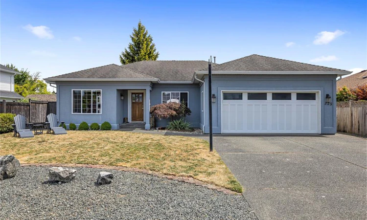 225 Crabapple Crescent