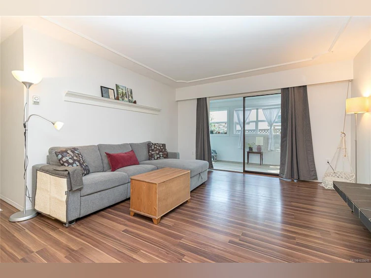 102-3244 Seaton Street, Saanich, BC, V8Z 3V7 - 3