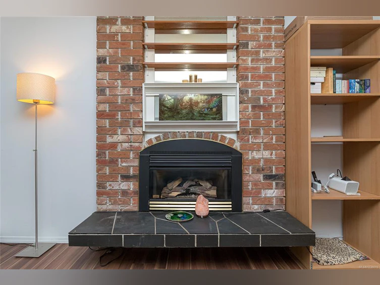 102-3244 Seaton Street, Saanich, BC, V8Z 3V7 - 4