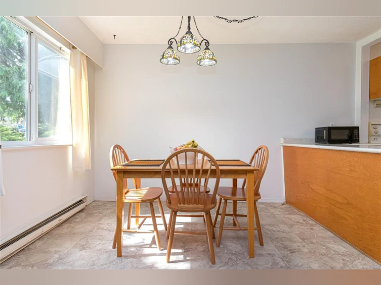 102-3244 Seaton Street, Saanich, BC, V8Z 3V7 - 6