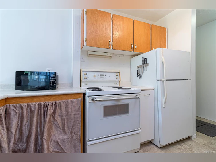 102-3244 Seaton Street, Saanich, BC, V8Z 3V7 - 8