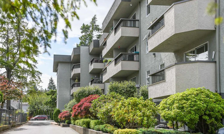 409-1045 Cumberland Road