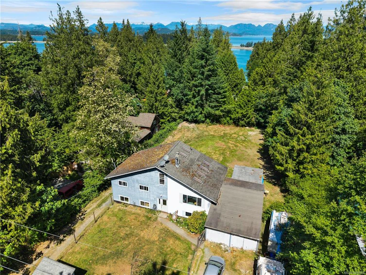 1376 Hooley Road, Quadra Island, BC, V0P 1N0