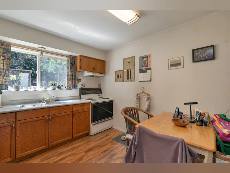 1376 Hooley Road, Quadra Island, BC, V0P 1N0 - 30