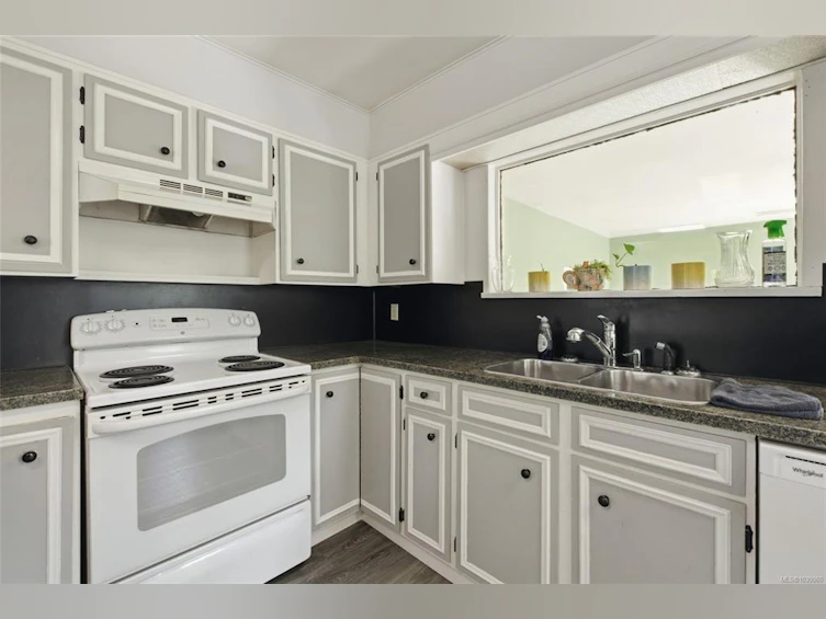 423 Hambrook Street, Ladysmith, BC, V9G 1A9 - 12