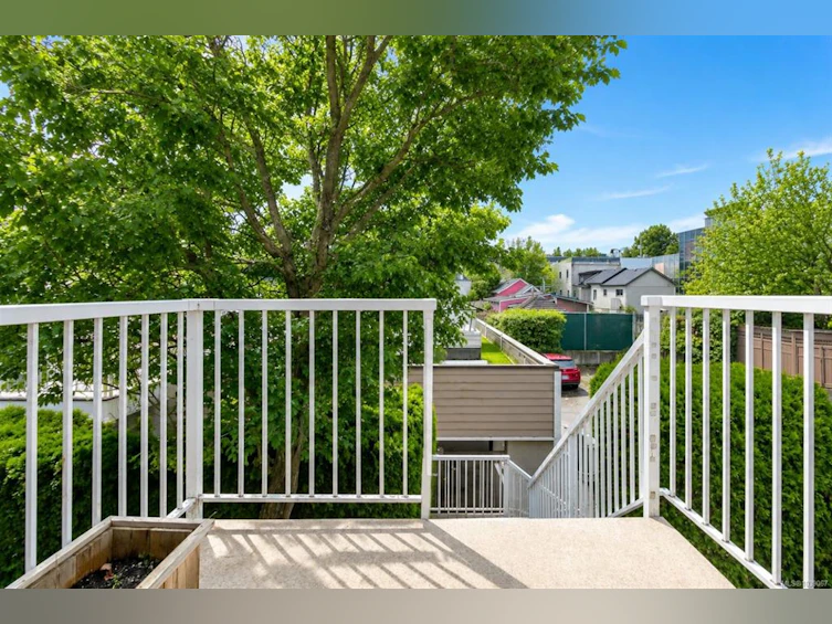 13-1043 Caledonia Avenue, Victoria, BC, V8T 1E7 - 22