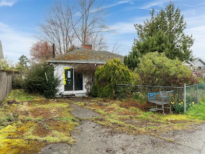 3330 Harriet Road - 3