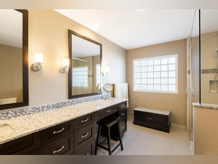 10652 Madrona Drive, North Saanich, BC, V8L 5L8 - 21