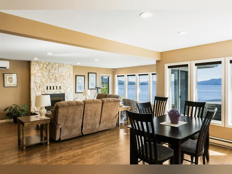 10652 Madrona Drive, North Saanich, BC, V8L 5L8 - 4