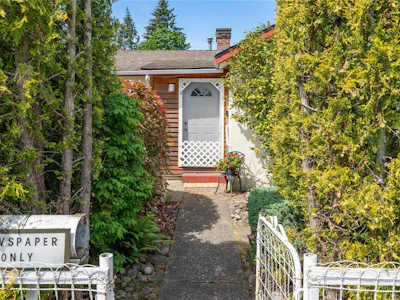 479 Hillcrest Avenue - 2