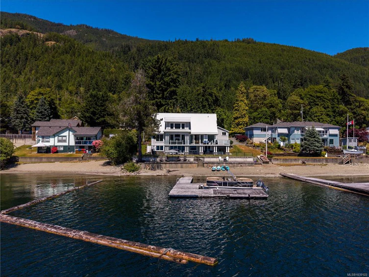 10684 Lake Boulevard, Youbou, BC, V0R 3E1 - 3