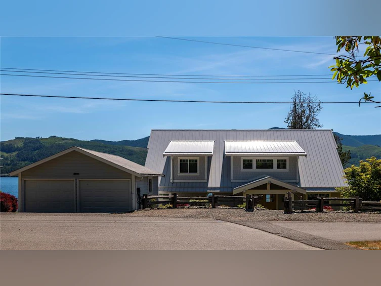 10684 Lake Boulevard, Youbou, BC, V0R 3E1 - 8