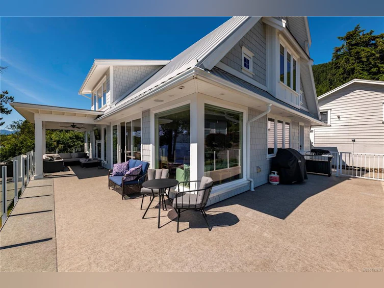 10684 Lake Boulevard, Youbou, BC, V0R 3E1 - 6