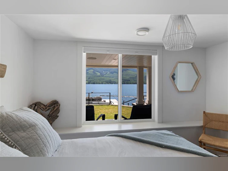 10684 Lake Boulevard, Youbou, BC, V0R 3E1 - 54