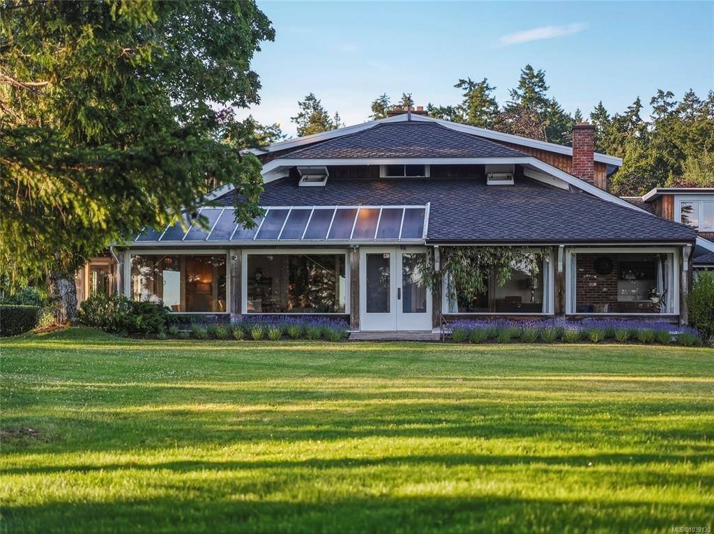 10814 Beach Road, North Saanich, BC, V8L 5H6 - 69