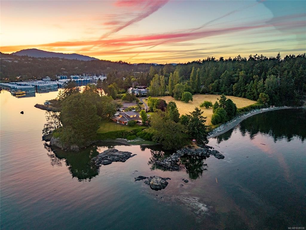 10814 Beach Road, North Saanich, BC, V8L 5H6 - 63